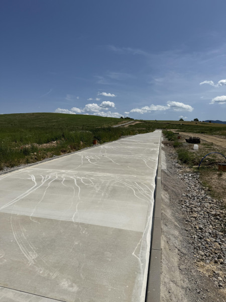 1753801016_2_cesta_beton.jpg